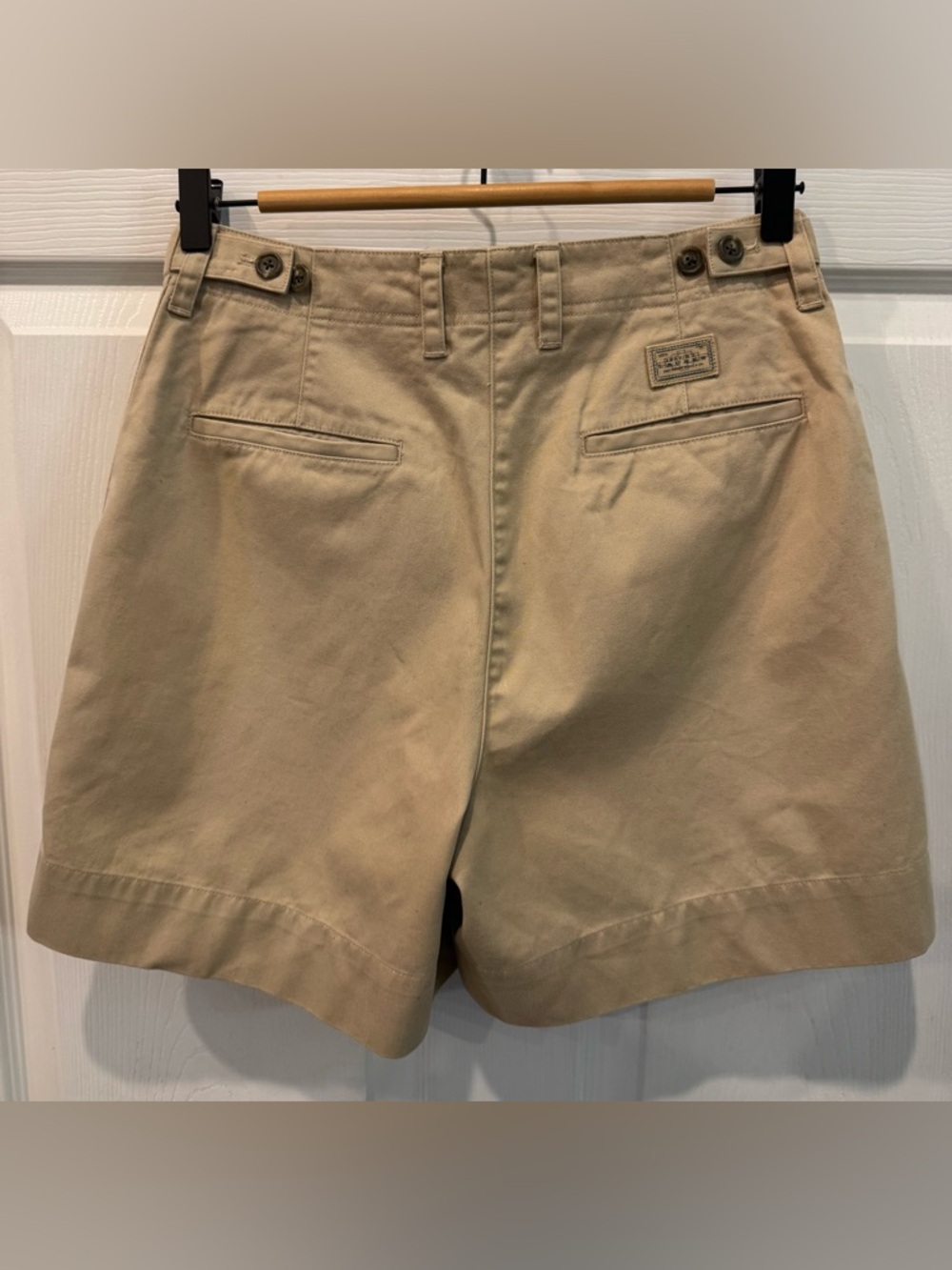 Lauren Ralph Lauren Chino Shorts 100%Cotton Women’s Size 4 Khaki Signature Patch - Picture 2 of 8